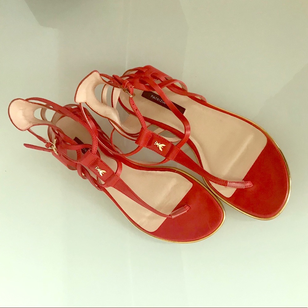 Sandals/Flats/Shoes